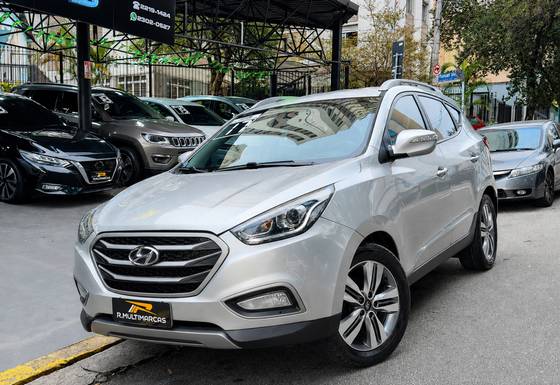 HYUNDAI IX35 2.0 MPFI GLS 16V FLEX 4P AUTOMÁTICO HYUNDAI IX35 2.0 MPFI GLS 16V FLEX 4P AUTOMÁTICO